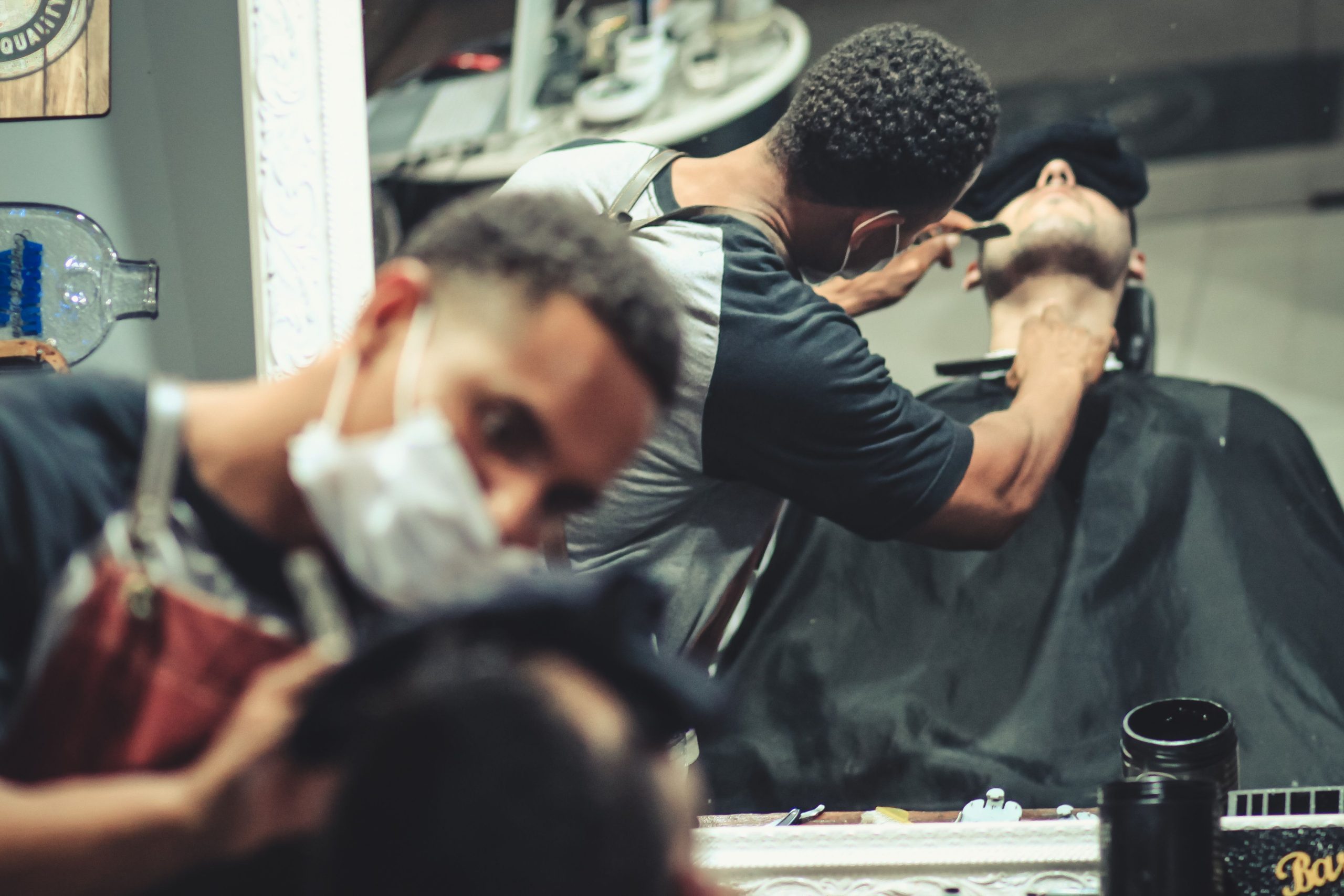 men's barber in Dubai